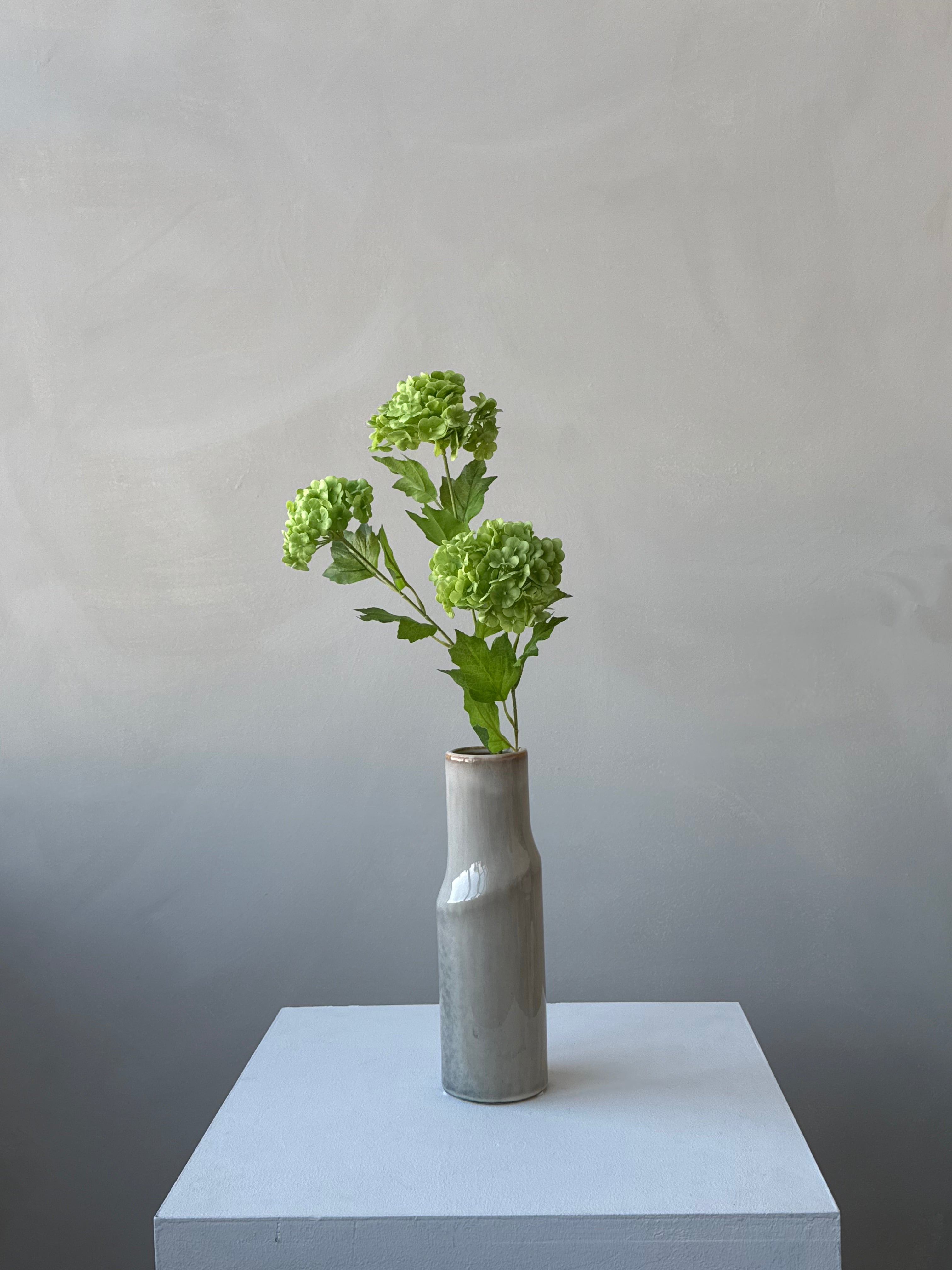 The Hydrangea Trio Stem - Moss Green