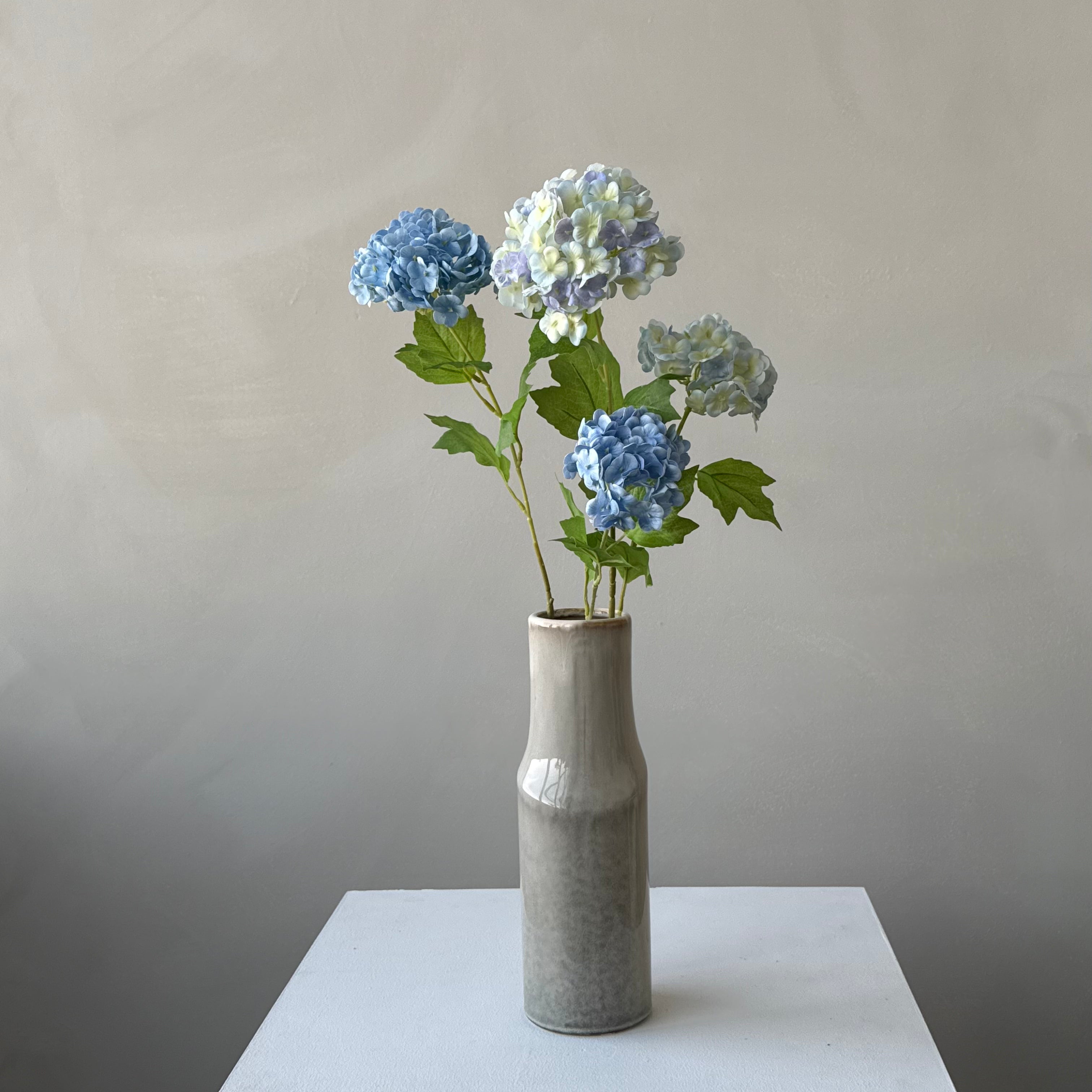 The Hydrangea Duo Stem - Periwinkle Blue