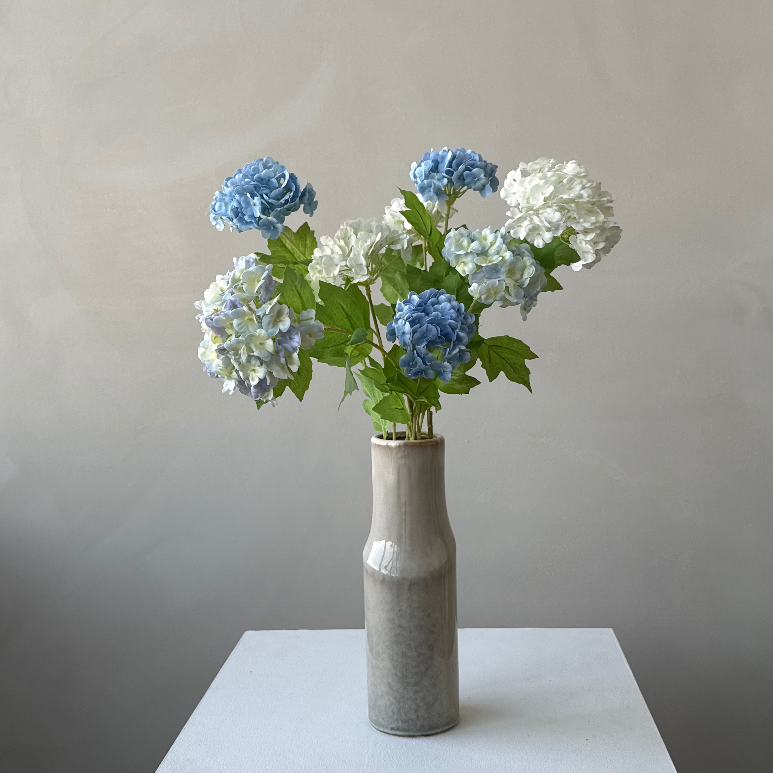 The Hydrangea Duo Stem - Cornflower Blue